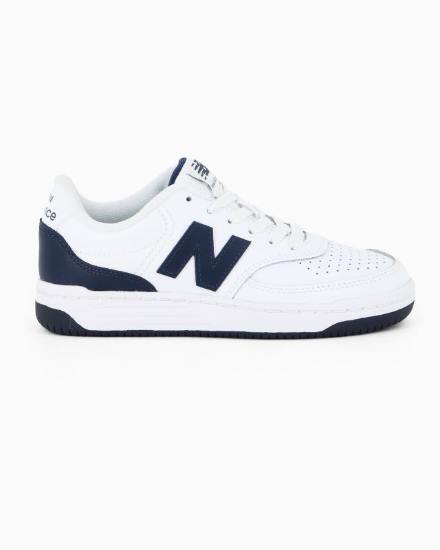 Product: NEW BALANCE -  SNEAKERS JUNIOR LIFESTYLE BIANCHE CON DETTAGLI BLU  DAL 35.5 AL 40, G0806KG (1 of 6)