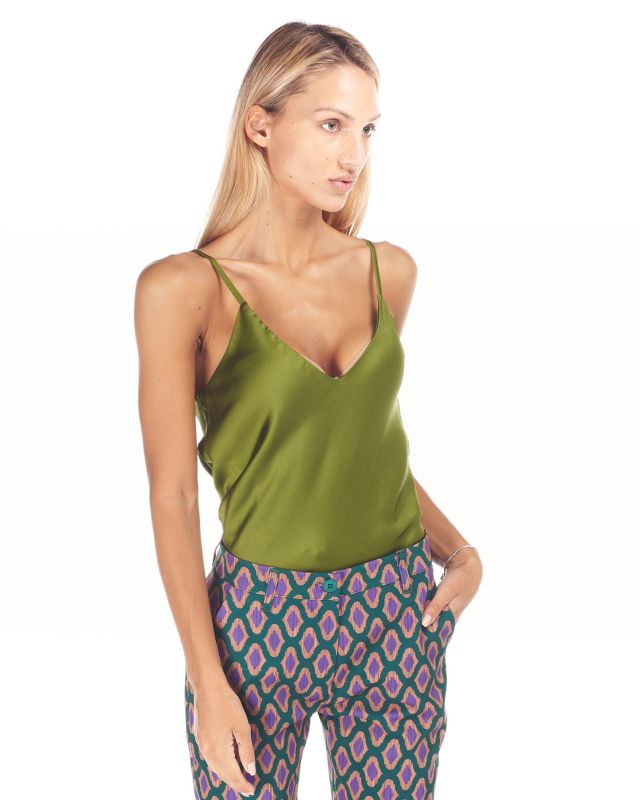 Product: PAQUITA - TOP SPALLA STRETTA IN RASO CREAP CON BRETELLE REGOLABILI (1 of 19)
