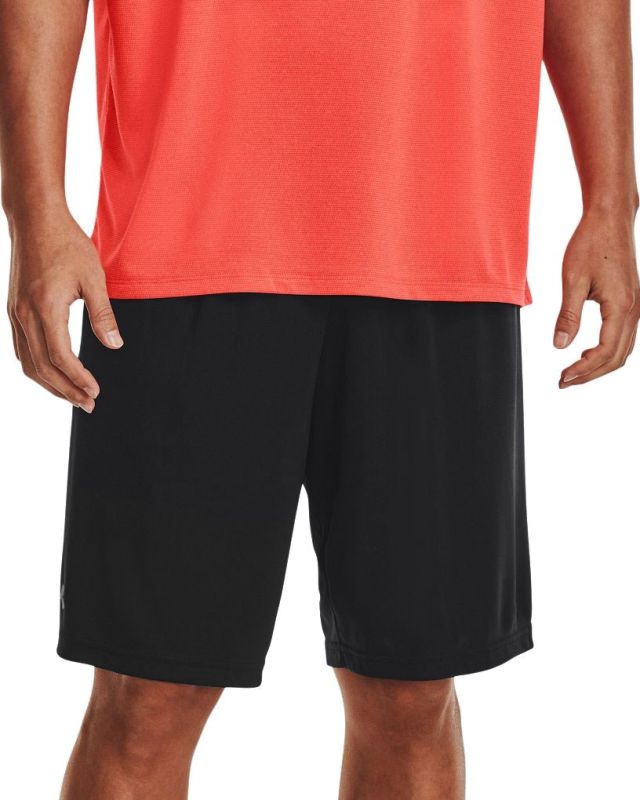 Product: UNDER ARMOUR - Pantaloni corti da allenamento uomo neri con logo bianco (1 of 3)