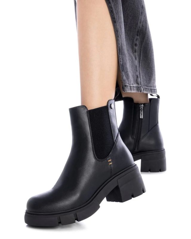 Product: REFRESH - Beatles nero con zip laterale (1 of 5)
