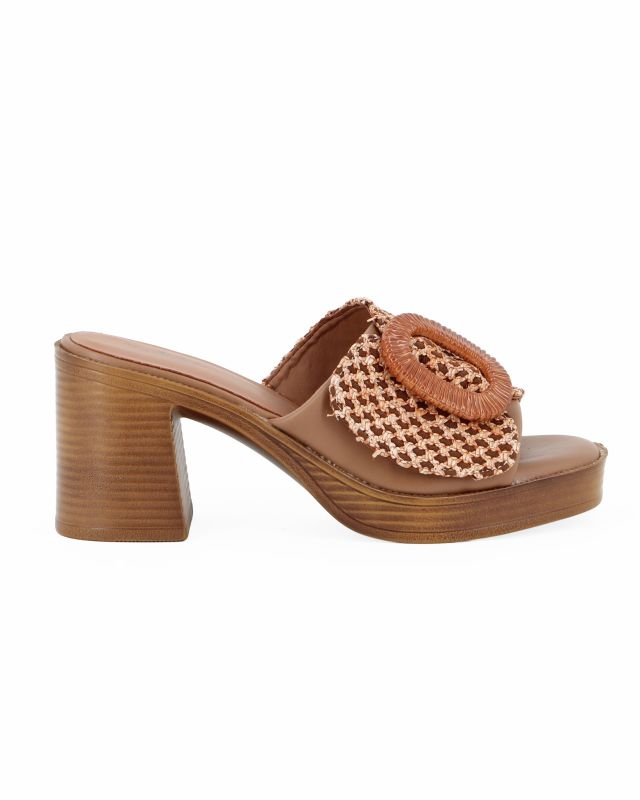 Product: TATOO - Zoccolo camel con fascia effetto paglia e fibbia ovale, tacco 7,5CM (1 of 4)
