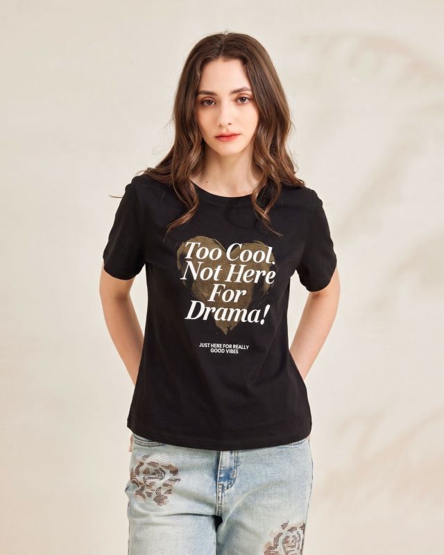 Prodotto: BACHATA - Tshirt manica corta con stampa nera