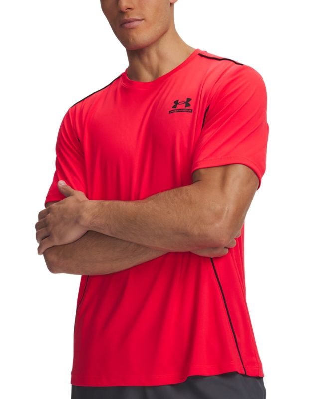 Prodotto: UNDER ARMOUR -T- SHIRT MEZZA MANICA TECH SPORT ROSSA CON DETTAGLI NERI DA UOMO, 6009830_0713