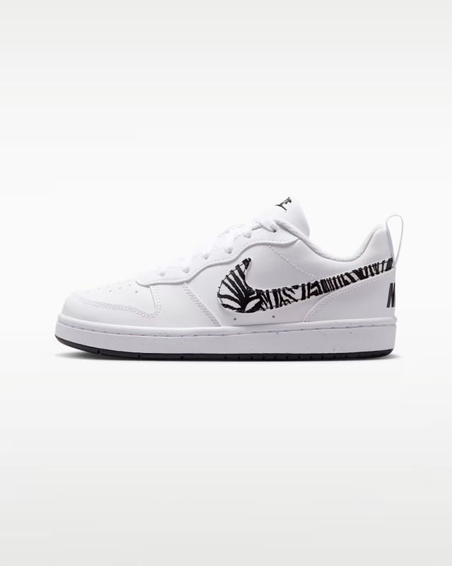 Prodotto: NIKE  - SNEAKERS JUNIOR  COURT BOROUGH PRT BIANCHE CON DETTAGLI ZEBRATI DAL 36 AL 40, IV5952