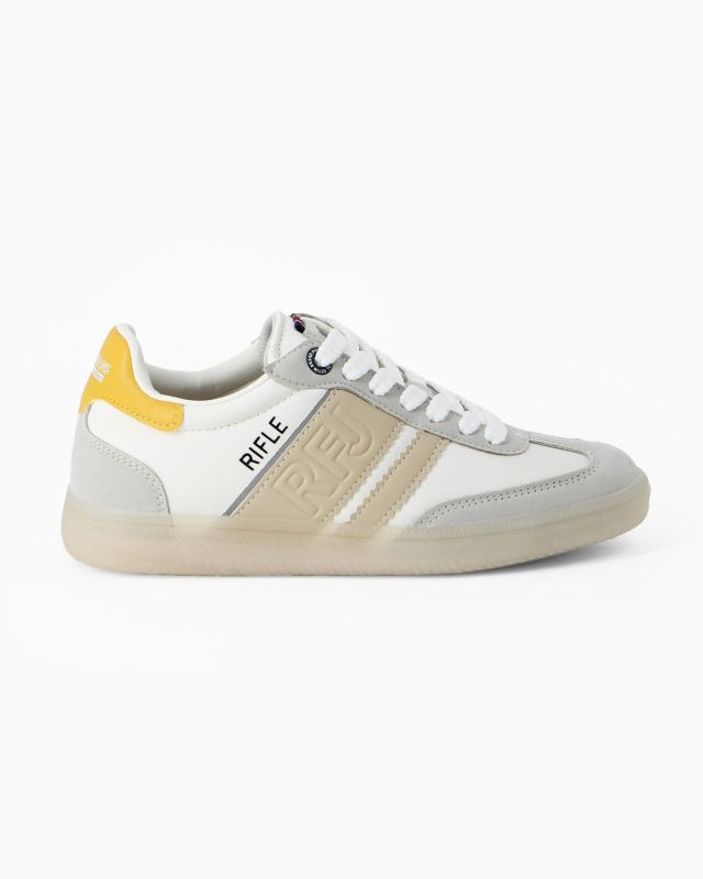 Prodotto: RIFLE - Sneakers bianca da donna con patch posteriore gialla e lacci