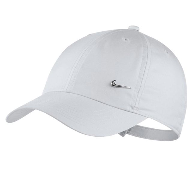Prodotto: NIKE - Berretto bianco da ragazzo con logo metallico e chiusura regolabile - HERITAGE 86