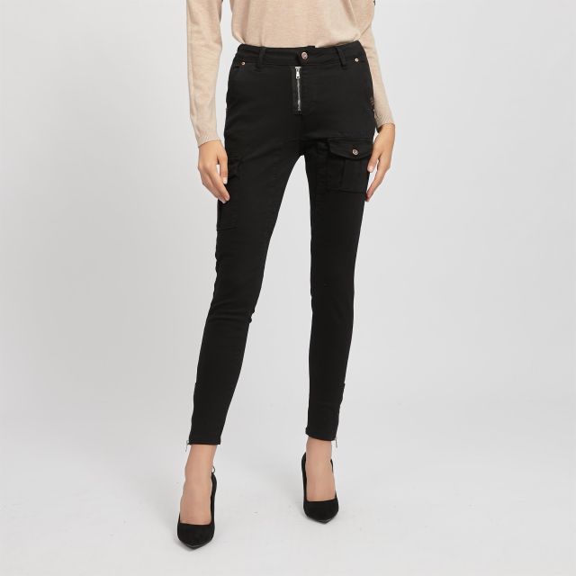 Prodotto: BACHATA - PANTALONE TASCHE LATERALI CON ZIP ALLE CAVIGLIE