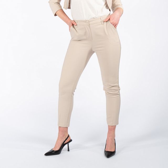 Prodotto: PAQUITA - PANTALONE BEIGE DA DONNA CON TASCA AMERICA