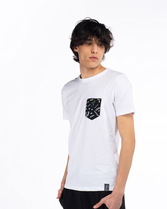 Prodotto: BROKER'S - Tshirt mezza manica con taschino e stampa