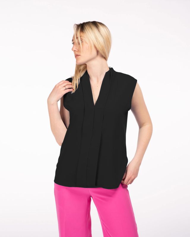 Prodotto: BLUSA SMANICATA SCOLLO V