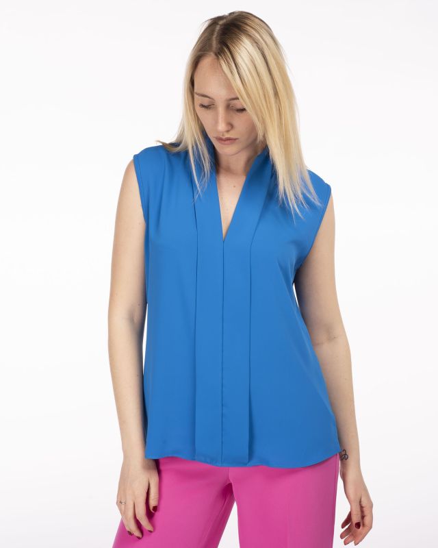 Prodotto: BLUSA SMANICATA SCOLLO V