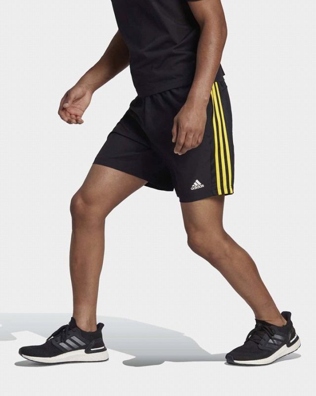 Prodotto: ADIDAS - Short da allenamento AEROREADY HIIT Side 3-Stripes - HN8537