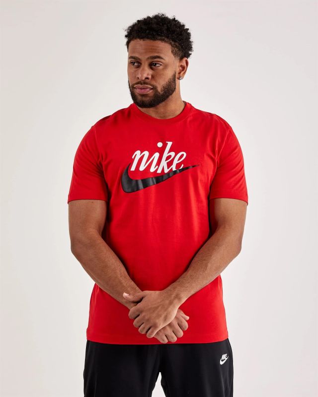 Prodotto: NIKE - T shirt girocollo da uomo rossa con logo bianco e nero