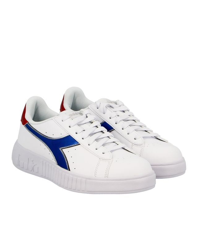 Prodotto: DIADORA - Sneakers da donna bianca con dettagli metallizzati rossi e blu - STEP P LIPSTICK