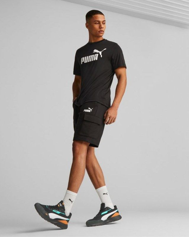 Prodotto: PUMA - Pantaloni corti cargo da uomo neri con logo bianco