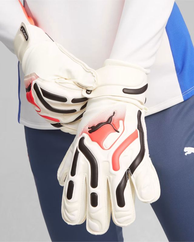 Prodotto: PUMA - Guanti da portiere uomo bianchi e neri con dettagli rossi