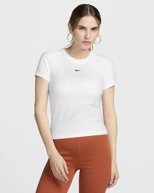 Prodotto: NIKE - T-SHIRT MM CHLL KNT MD CRP DA DONNA BIANCA - FV5508/100