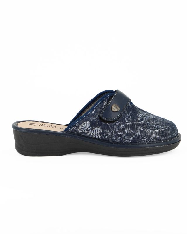 Prodotto: TIGLIO - Ciabatta blu da donna con strappo