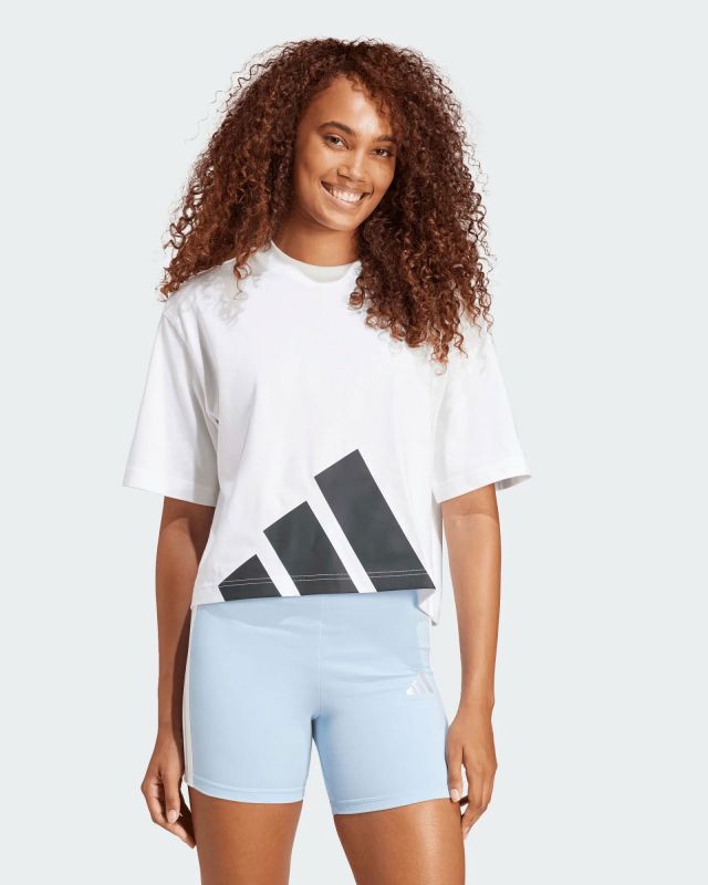 Prodotto: ADIDAS - T-SHIRT DONNA MEZZA MANICA BIANCA  CON LOGO STAMPATO - JG8737