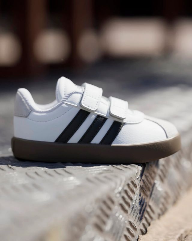 Prodotto: ADIDAS - SNEAKERS BIMBO NERA , BEIGE  E BIANCA VL COURT 3.0 CF TD DAL 19 AL 27 -  ID9157