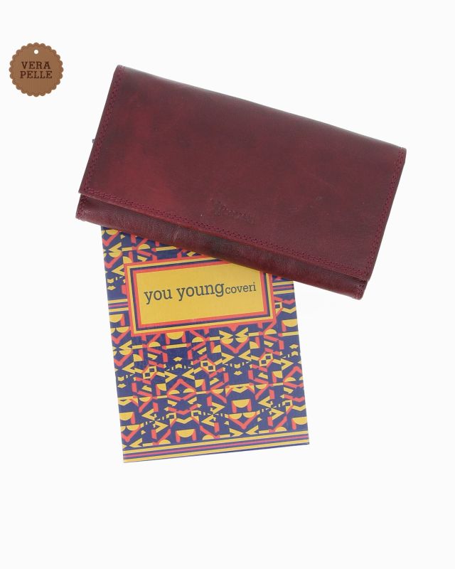 Prodotto: YOU YOUNG COVERI - Portafoglio rosso in VERA PELLE con patta e doppia tasca posteriore