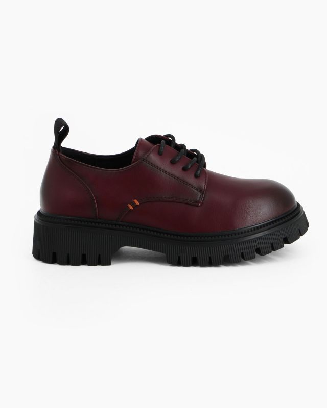 Prodotto: MISS GLOBO - Scarpa bordeaux con lacci e suola track