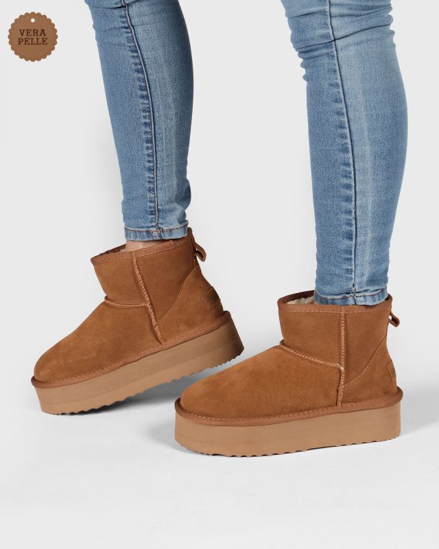 Prodotto: MISS GLOBO - Stivaletto camel in VERA PELLE con pelliccia interna