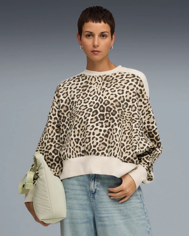 Prodotto: SWEAT T7 LEO LUXE AOP OVER-OVERSIZED ALP