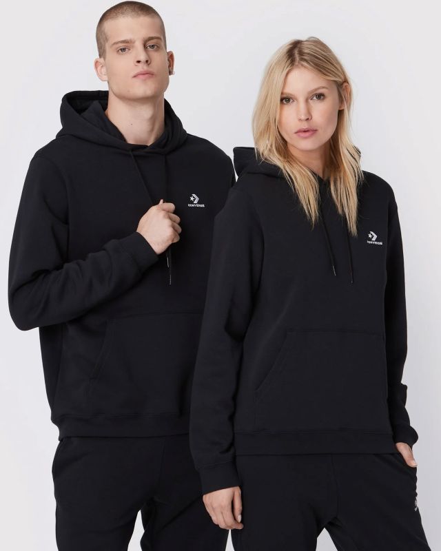 Prodotto: CONVERSE - Felpa nera con cappuccio