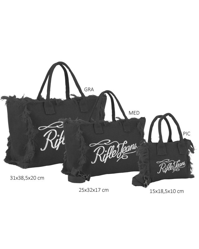 Prodotto: RIFLE - Borsa mare in tessuto beige con frange e logo bianco sul davanti, tracolla removibile