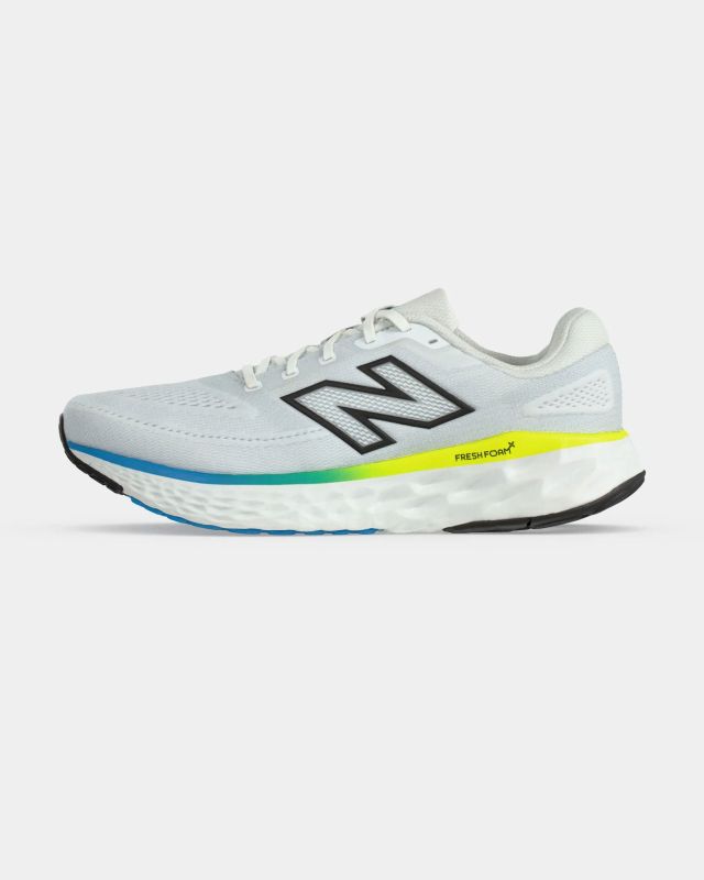 Prodotto: SCARPA RUNNING FRESH FOAM EVOZ V4 WHITE