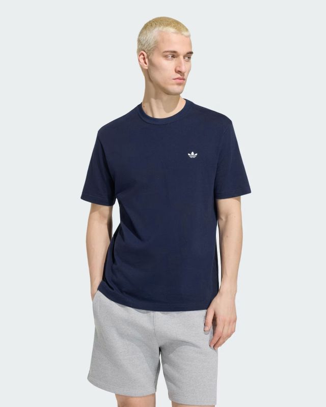 Prodotto: T-SHIRT MM ESS REG TEE INDIGO