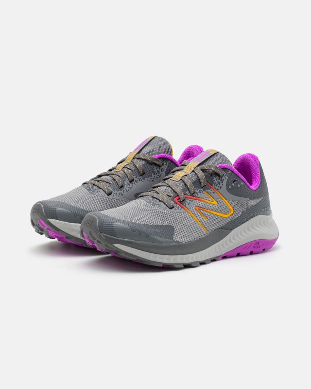 Prodotto: NEW BALANCE - Scarpa da trail running donna grigia in mesh traspirante con intersuola in schiuma - DYNASOFT NITREL V5