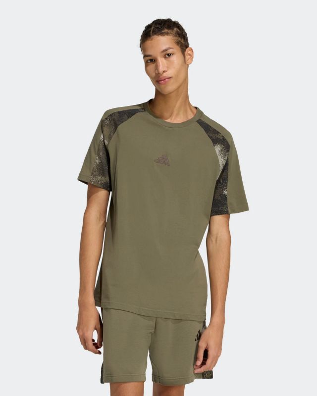 Prodotto: ADIDAS -CAMO T-SHIRT MANICA CORTA VERDE DA UOMO - JZ0150