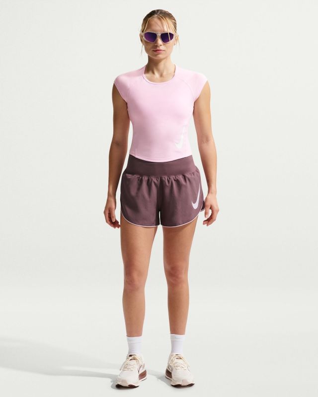 Prodotto: NIKE - T- SHIRT  MEZZA MANICA SWOOSH RUN NERA DA DONNA, IF4998/010