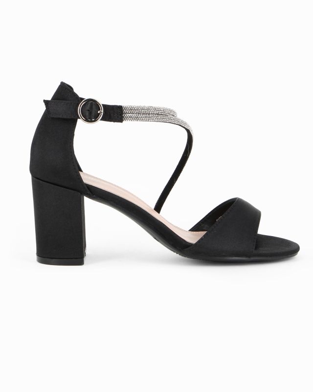 Prodotto: MISS GLOBO - Sandalo nero in raso con cinturini in strass, tacco 7CM