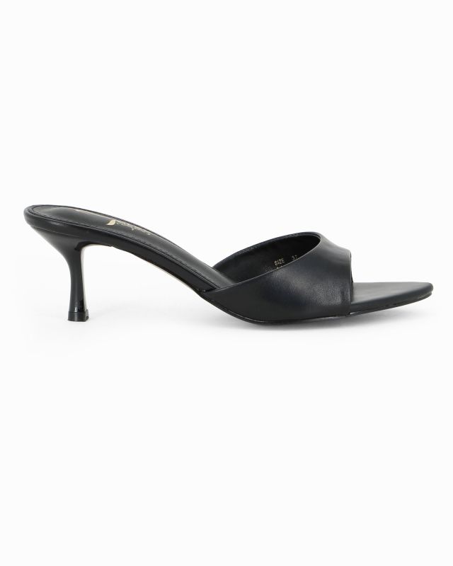 Prodotto: TATOO - Sabot mules nero a punta, tacco 6CM