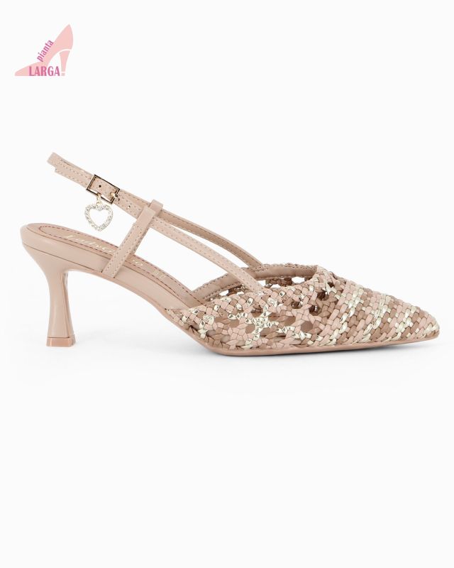 Prodotto: LADY GLOBO - Décolleté slingback beige intrecciata con sottopiede in VERA PELLE e ciondolo a cuore in strass, calzata comoda, tacco 6,5CM