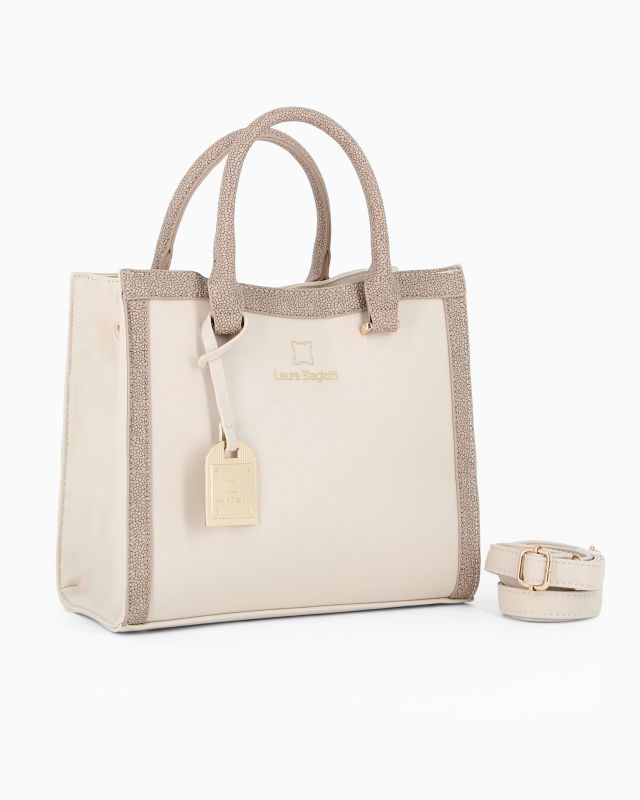 Prodotto: LAURA BIAGIOTTI - Borsa a mano naturale con ciondolo metallico loggato, tracolla removibile