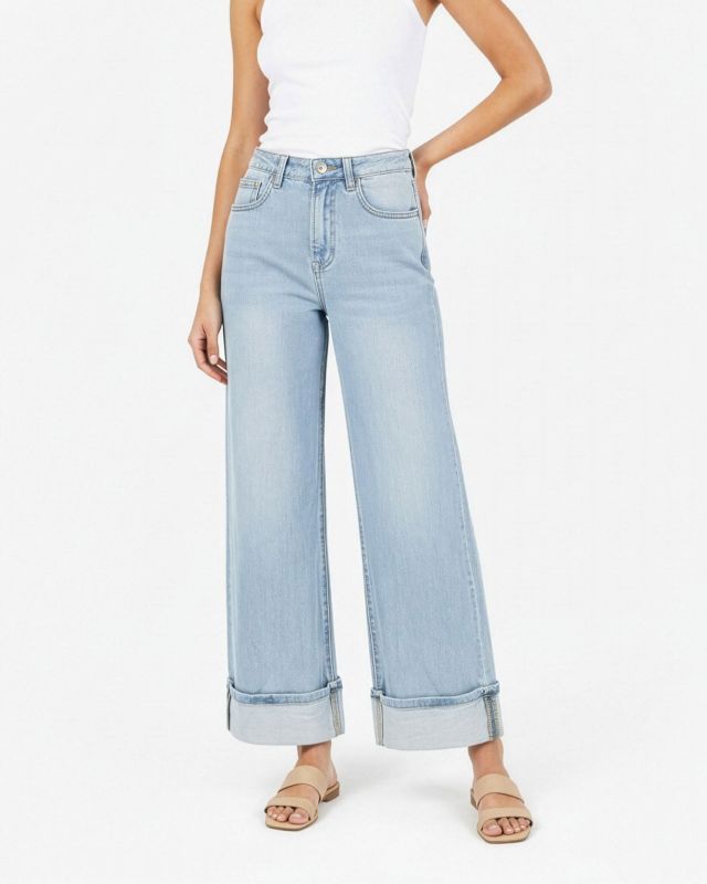 Prodotto: TATOO - JEANS CHIARO DA DONNA CON RISVOLTO