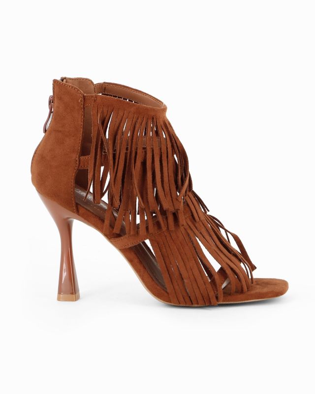 Prodotto: MISS GLOBO - Sandalo camel scamosciato con frange, zip posteriore e punta quadrata, tacco 9,5CM