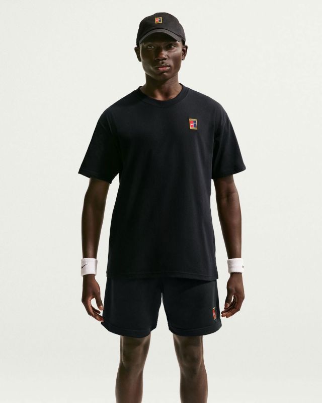 Prodotto: NIKE – T-SHIRT NIKECOURT MAX90 NERA DA UOMO – HJ3362/010