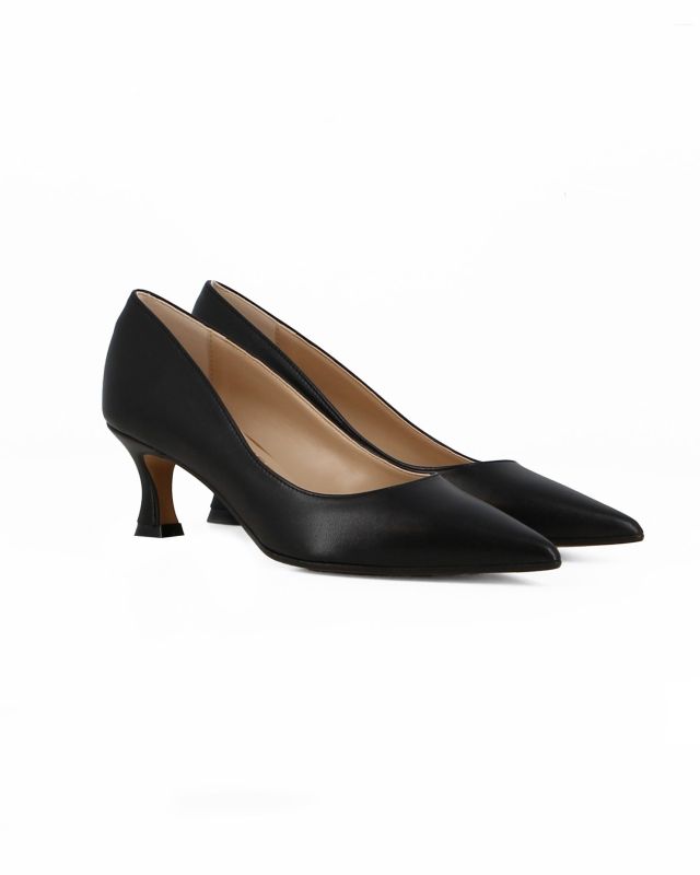 Prodotto: MISS GLOBO - Décolleté nera a punta, tacco 5,5CM - MADE IN ITALY
