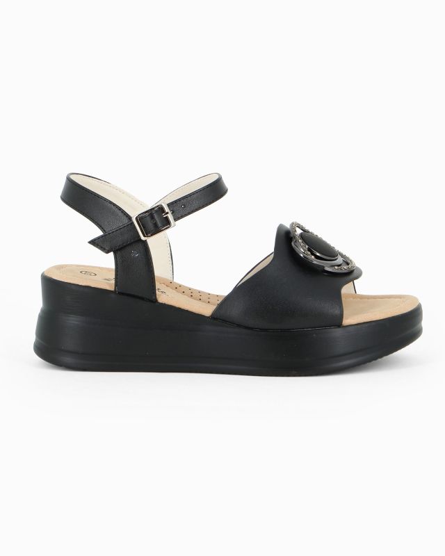 Prodotto: MISS GLOBO - Sandalo nero platform con sottopiede memory soft e dettaglio metallico in strass, zeppa 5CM
