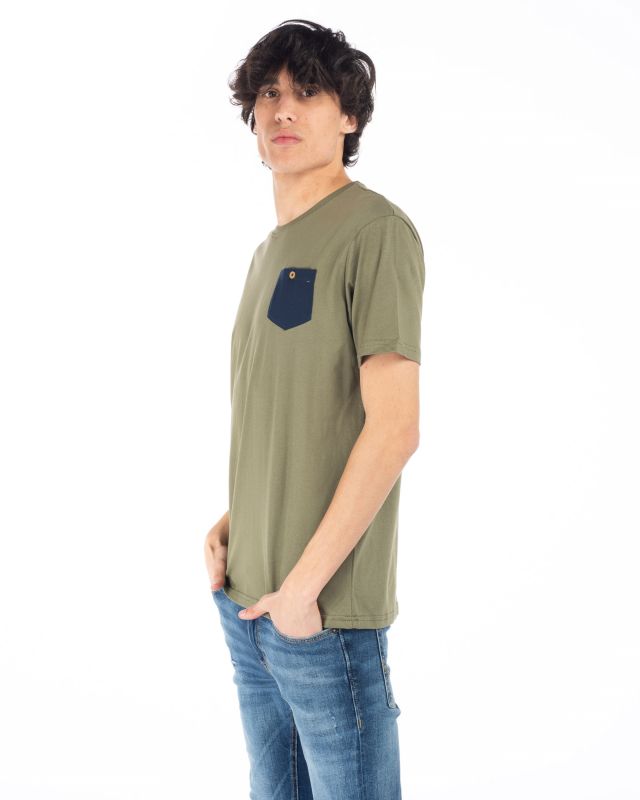 Product: TSHIRT MANICA CORTA CON TASCHINO (1 of 7)