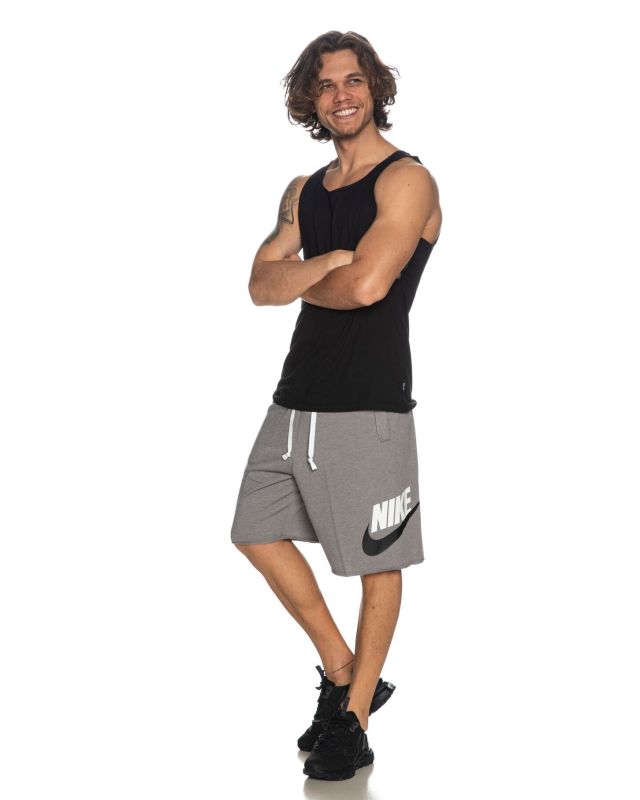 Product: NIKE - Pantaloncini corti da uomo grigi con logo bianco e nero (1 of 5)