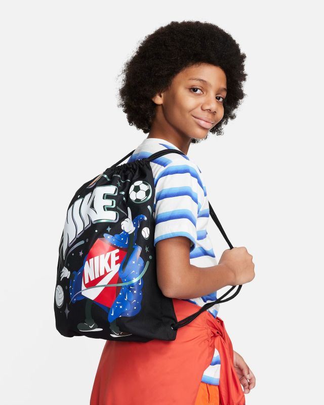 Product: NIKE - Sacca da palestra nera con stampa logo (1 of 4)