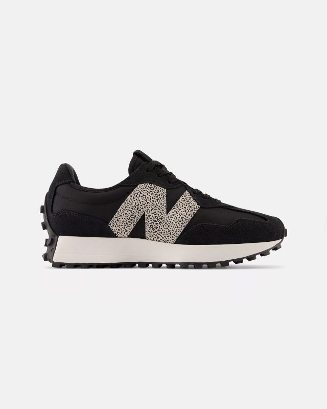 Product: NEW BALANCE 327- Sneakers nera da donna con logo maculato - WS327PH (1 of 6)
