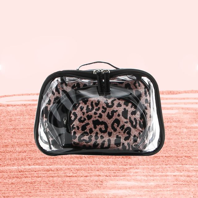 Prodotto: BACHATA- Set 4 trousse fantasia maculata ed effetto lucido con trousse grande plastificata