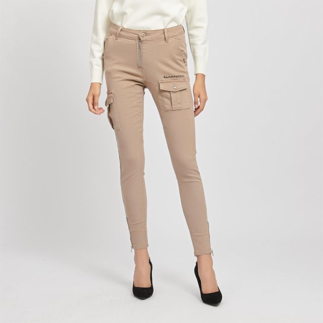 Prodotto: BACHATA - PANTALONE TASCHE LATERALI CON ZIP ALLE CAVIGLIE